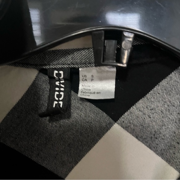 H&M Relaxed Fit Flannel Shirt - Picture 5 of 5